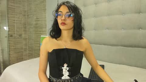 Elizabeth  online show from 10.24.25