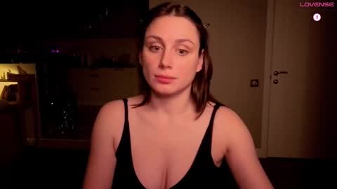 Luna  online show from 11.11.25