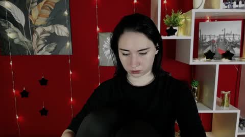 Snapshot of moon_foxy_ chatting on 12.24.24 Diana online show from 12.24.24