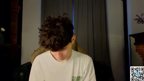 Snapshot of moon_gloww chatting on 03.14.26 moon_gloww online show from 03.14.26