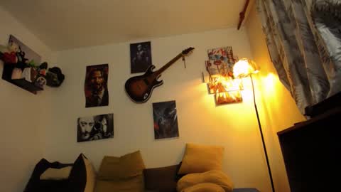 Luna online show from 02.24.25