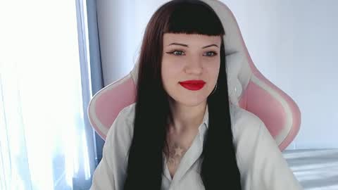  sophie  online show from 04.22.26