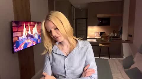 Britney online show from 04.18.26