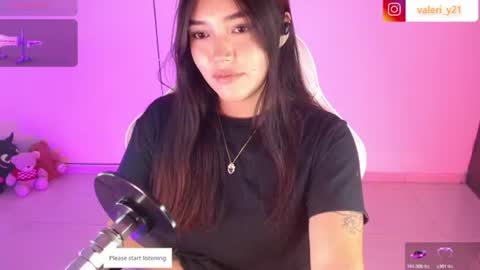 Snapshot of moonbella_bell chatting on 06.16.26 bell online show from 06.16.26