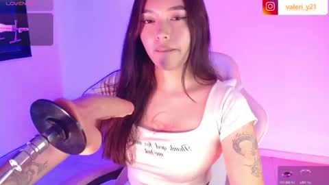 Snapshot of moonbella_bell chatting on 07.09.26 bell online show from 07.09.26