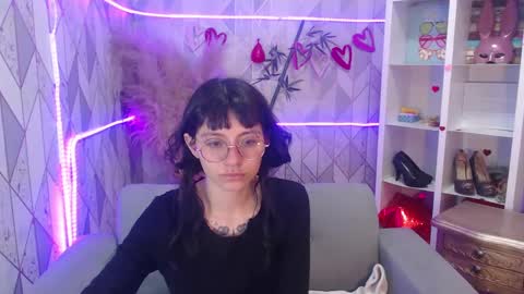 Snapshot of mooncharlotte chatting on 09.15.25 Charlotte online show from 09.15.25