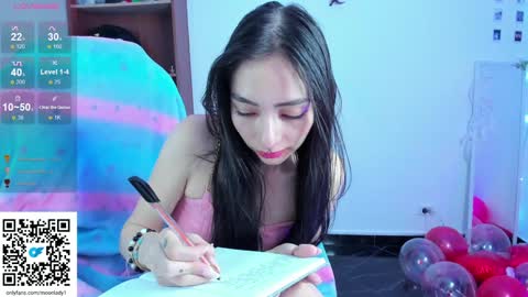 MOON  online show from 02.03.25