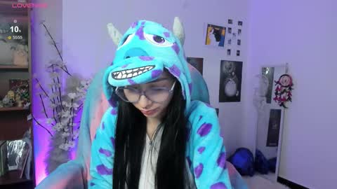 MOON  online show from 12.16.25