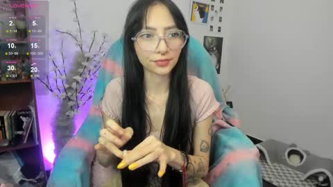 MOON  online show from 02.11.26