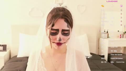 Snapshot of moonlitediva chatting on 10.31.25 Cristy online show from 10.31.25