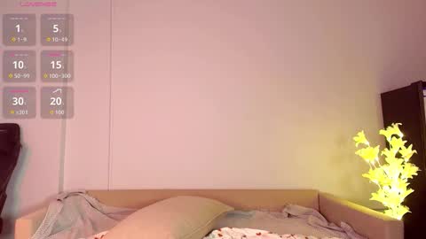 Snapshot of moonmimmi chatting on 02.20.26 moonmimmi online show from 02.20.26