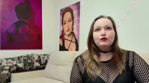 Snapshot of moonshinelady chatting on 10.19.25 Kate online show from 10.19.25