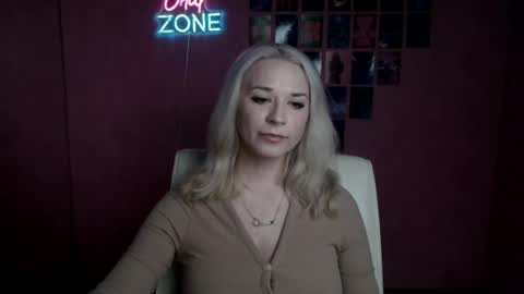 Snapshot of moonsusanna chatting on 07.06.26 Susanna online show from 07.06.26