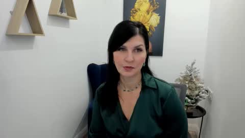 Ask me  online show from 12.04.25