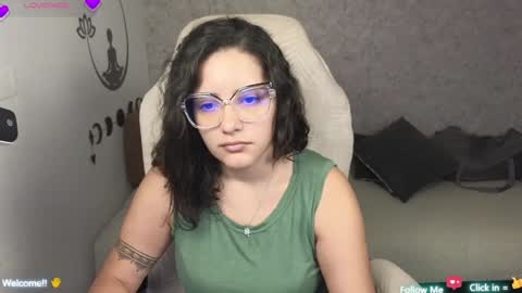 Snapshot of moonwoman_ chatting on 01.27.25 Moon Woman online show from 01.27.25