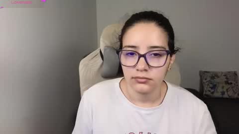 Snapshot of moonwoman_ chatting on 11.02.25 Moon Woman online show from 11.02.25