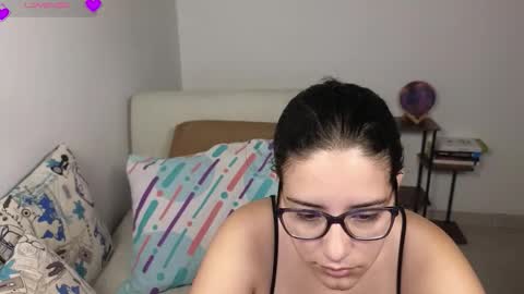 Snapshot of moonwoman_ chatting on 03.20.26 Moon Woman online show from 03.20.26