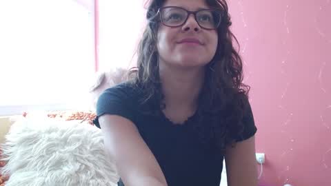 Snapshot of mora_haze chatting on 12.28.24 Mora Haze 3 online show from 12.28.24