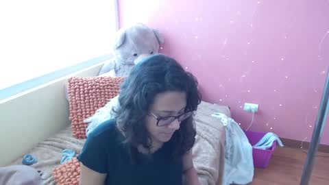 Snapshot of mora_haze chatting on 12.28.24 Mora Haze 3 online show from 12.28.24