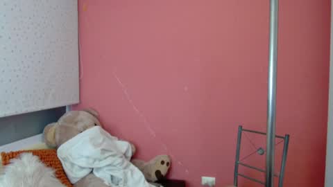 Snapshot of mora_haze chatting on 01.08.25 Mora Haze 3 online show from 01.08.25