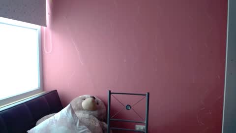 Snapshot of mora_haze chatting on 02.24.25 Mora Haze 3 online show from 02.24.25