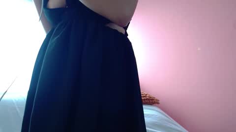 Snapshot of mora_haze chatting on 10.20.25 Mora Haze 3 online show from 10.20.25