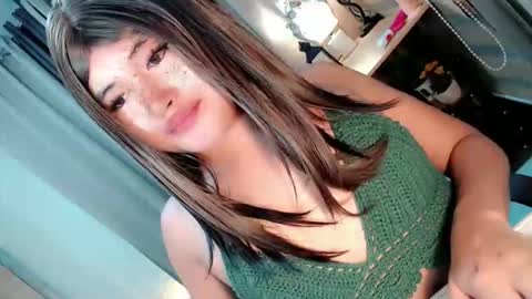 Snapshot of morenaaries12 chatting on 10.28.25 MIA online show from 10.28.25