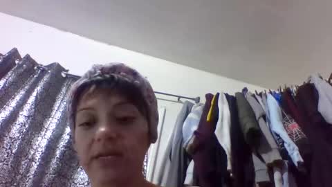 Snapshot of morfenblessed chatting on 12.16.25 morfenblessed online show from 12.16.25