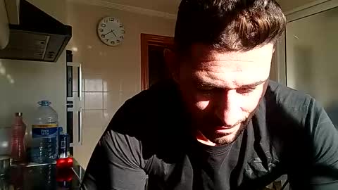 Snapshot of morfeo6 chatting on 11.26.25 morfeo6 online show from 11.26.25