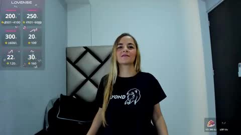 Snapshot of morgan_82ws chatting on 11.29.25 morgan_82ws online show from 11.29.25