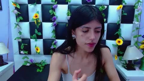 Snapshot of morganasmit_ chatting on 02.04.25 morganasmit_ online show from 02.04.25