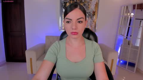 Morgan Hicks online show from 11.25.25