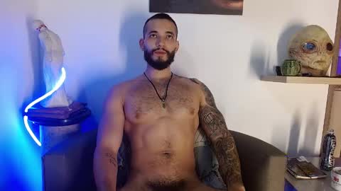 Snapshot of morgann_jones chatting on 04.17.26 morgan online show from 04.17.26