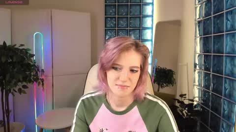 Snapshot of morgy_ chatting on 09.11.25 Morgy online show from 09.11.25