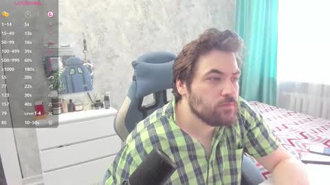 Snapshot of morlaios chatting on 03.12.25 Morl online show from 03.12.25