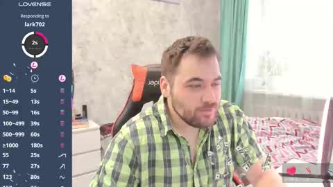 Snapshot of morlaios chatting on 11.27.25 Morl online show from 11.27.25