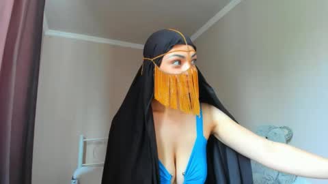 Medina online show from 05.03.26