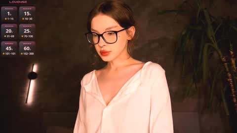 Snapshot of morphesoull chatting on 11.15.25 morphe online show from 11.15.25