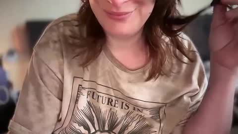 Mossy Mommy online show from 03.06.26