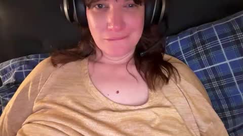 Mossy Mommy online show from 05.09.26