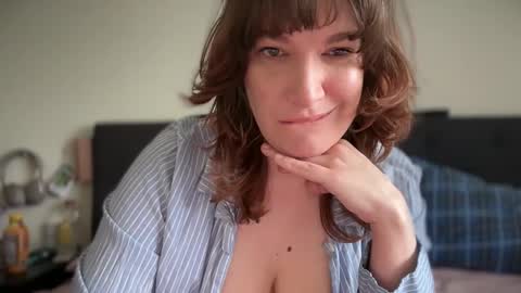 Mossy Mommy online show from 05.12.26