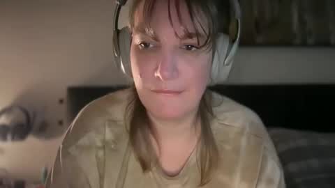 Mossy Mommy online show from 05.24.26