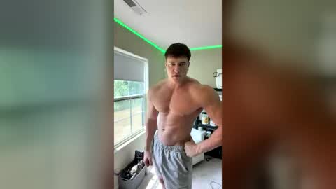 Snapshot of mostmuscularr chatting on 07.26.26 mostmuscularr online show from 07.26.26