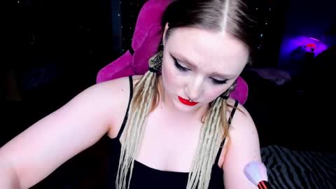 Snapshot of motorkate chatting on 02.17.25 motorkate online show from 02.17.25