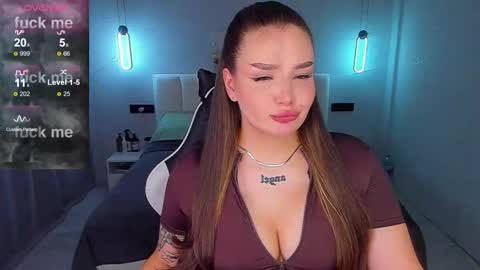 Snapshot of mousemother chatting on 11.15.25 Carolina online show from 11.15.25