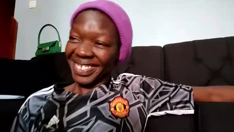 Snapshot of mouthymiss chatting on 03.05.25 Mouthymiss online show from 03.05.25