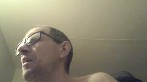 Snapshot of moviem1978 chatting on 02.13.25 Frederik online show from 02.13.25