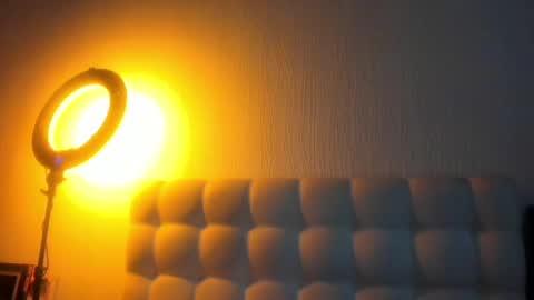 Snapshot of moviestar_ chatting on 02.18.25 Eva online show from 02.18.25