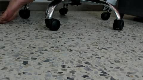 Snapshot of moxa_hot chatting on 12.10.24 moxa hot online show from 12.10.24