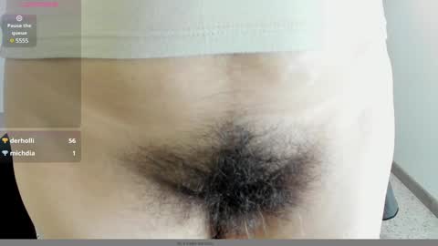 Snapshot of moxa_hot chatting on 01.02.25 moxa hot online show from 01.02.25